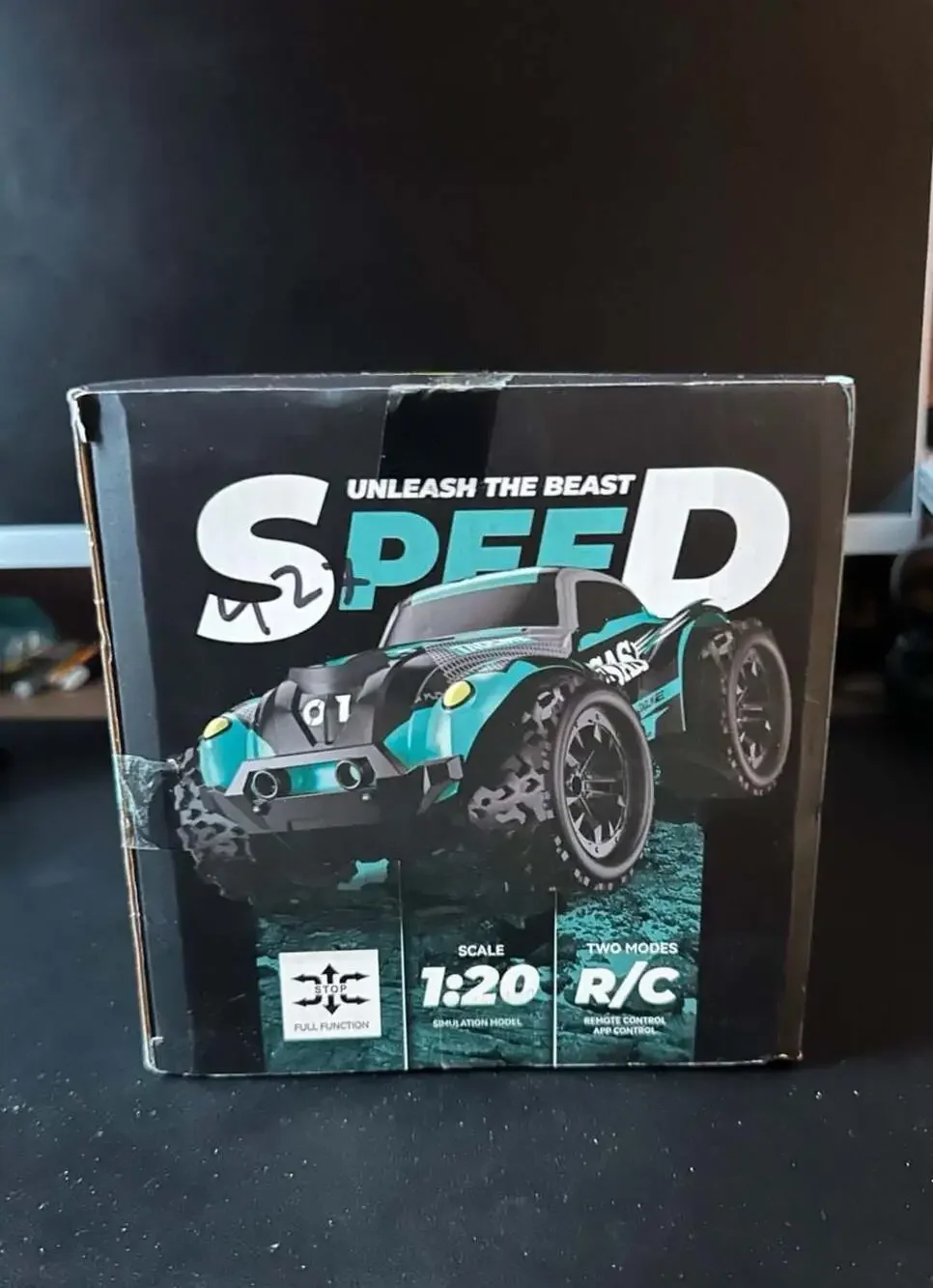 Epoch Racing 1:20 Scale 2.4GHz Remote Control Car No. 004